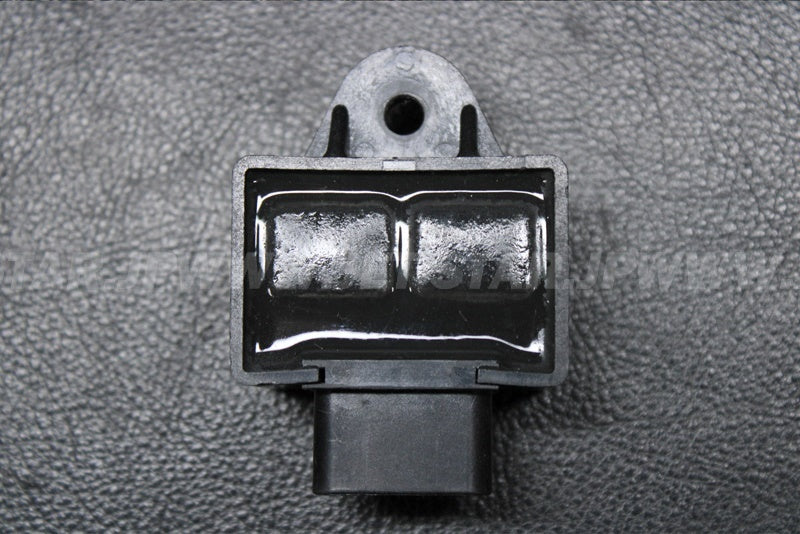 Used 68V-81950-00-00 RELAY ASSY [Y6189-04]