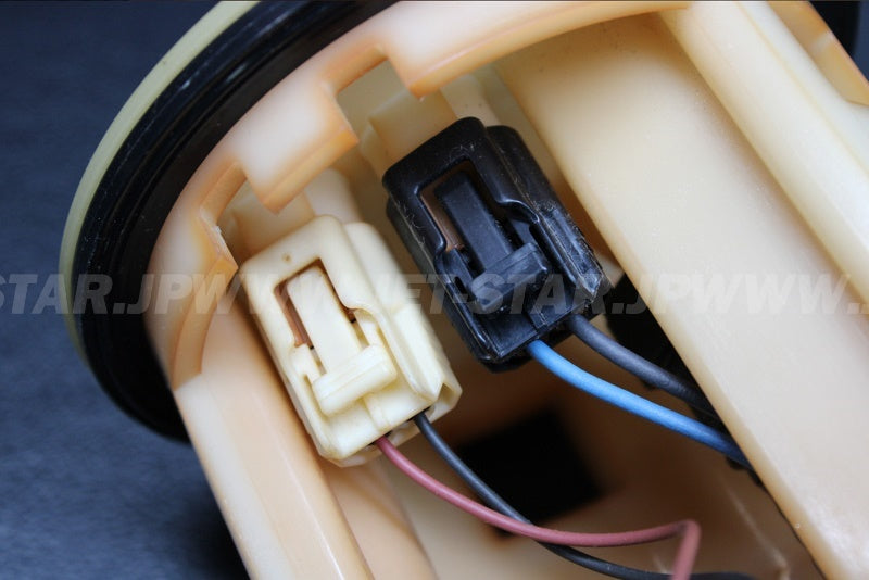 Used 60E-13907-00 FUEL PUMP COMP [Y6189-12]