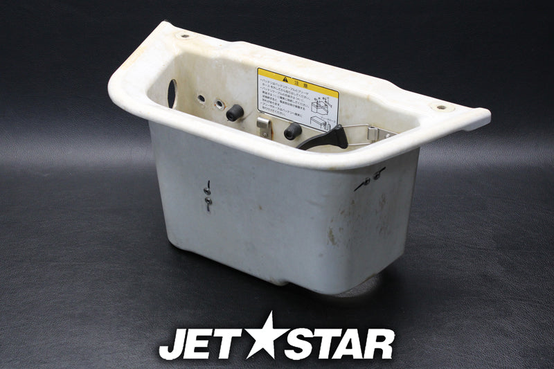 Used F1G-U8211-01-00 CASE, BATTERY [Y729-008]