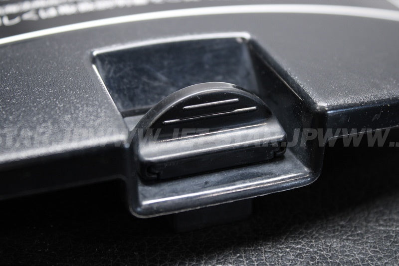 Used F2N-U517H-01 LID HATCH YAMAHA [Y7767-04]