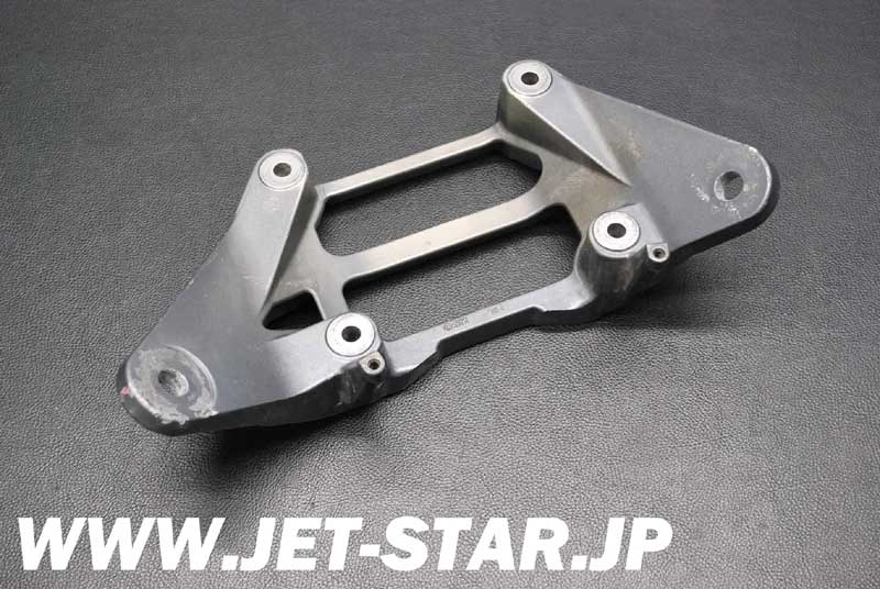 Used 63M-21425-01-00 BRACKET, REAR UPPER 1 [Y811-119]