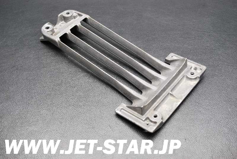 Used 67X-51333-00-94 SCREEN, INTAKE [Y850-053]
