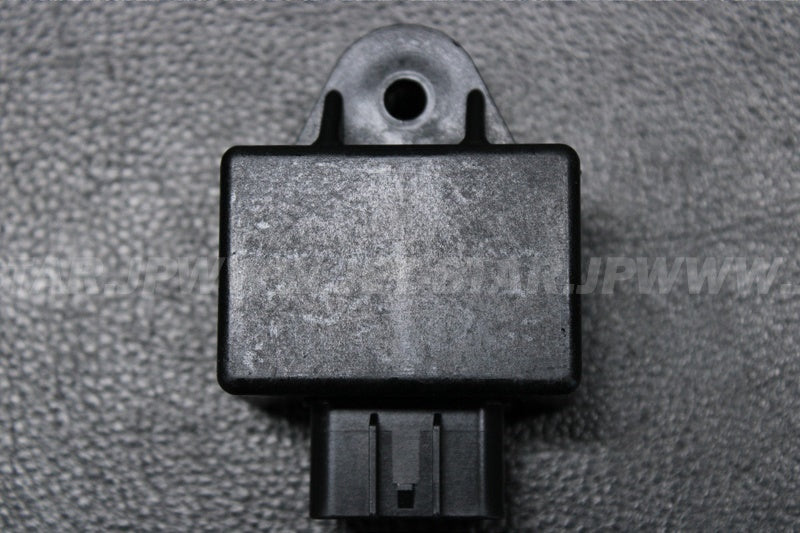 Used 68V-81950-00-00 RELAY ASSY [Y8775-61]